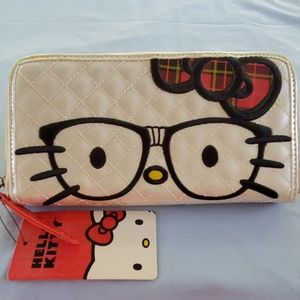 NWT Hello Kitty Nerd Wallet